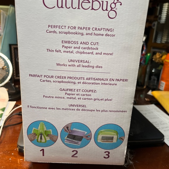 Provocraft Cuttlebug Bundle - Picture 2 of 10